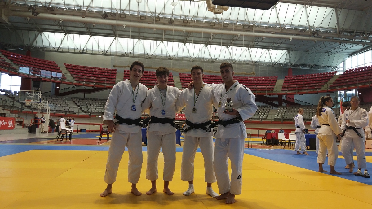 4 medallas para los Navarros en la Copa de Espa&ntilde;a Junior de Asturias. 11-11-18